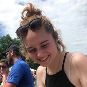 Meet your Posher, Nora